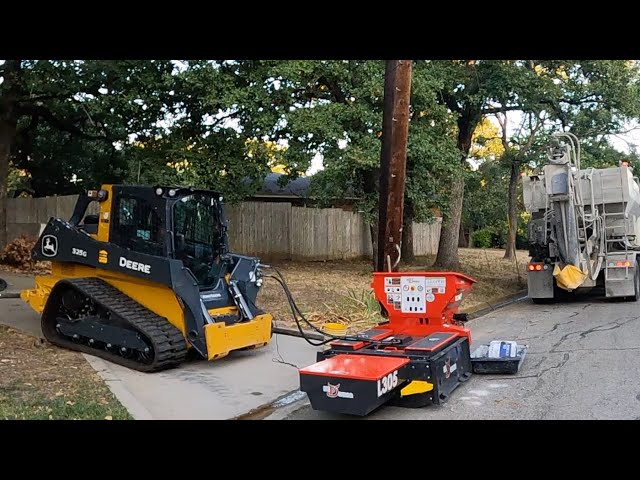 Load video: Pumping concrete with a brand-new Mud Demon with Muddyfeet